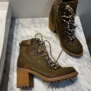 Carlos Santana ankle boots